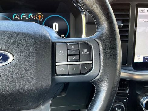 Used 2023 Ford F150 Lariat AWD/4WD image 32