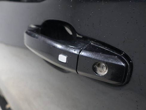 Used 2020 Chevrolet Silverado 1500 RST w/ All-Star Edition image 10