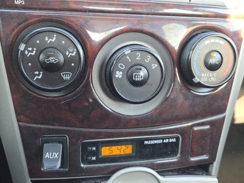 Used 2010 Toyota Corolla S image 18