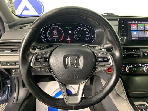 Used 2020 Honda Accord Touring image 22