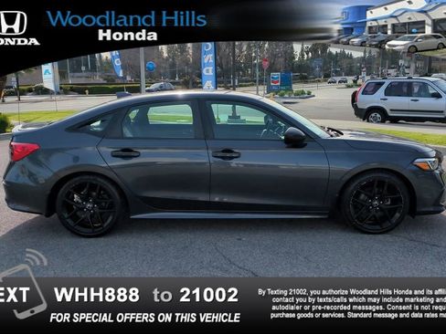 Used 2023 Honda Civic Sport image 4