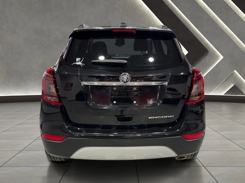 Used 2020 Buick Encore Preferred FWD image 4