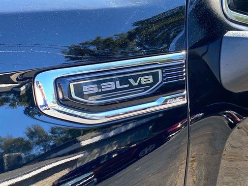 Used 2019 GMC Sierra 1500 SLT w/ SLT Premium Package image 11