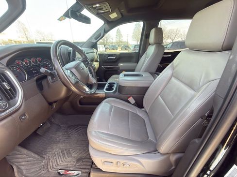 Used 2020 Chevrolet Silverado 1500 LT Trail Boss image 6