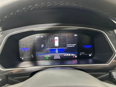 Used 2024 Volkswagen Tiguan SE R-Line image 17