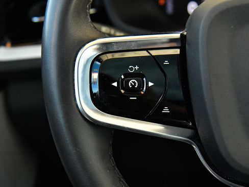 Used 2023 Polestar Polestar 2 w/ Pilot Pack AWD/4WD image 29