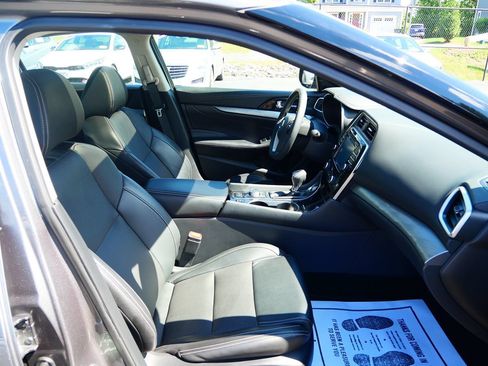 Used 2017 Nissan Maxima 3.5 SL FWD image 17