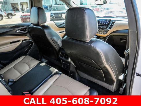 Used 2023 Chevrolet Equinox Premier AWD/4WD image 19