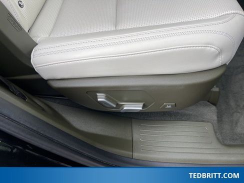 Used 2024 Hyundai Santa Fe Calligraphy image 20