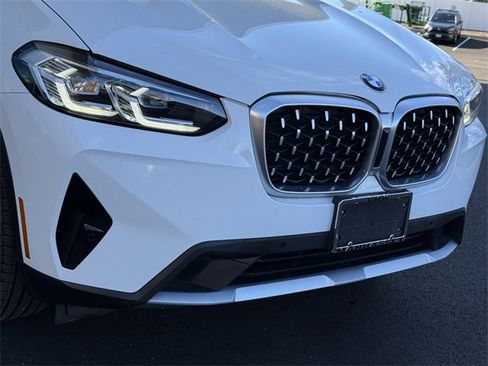 Certified 2023 BMW X4 xDrive30i w/ Convenience Package image 8