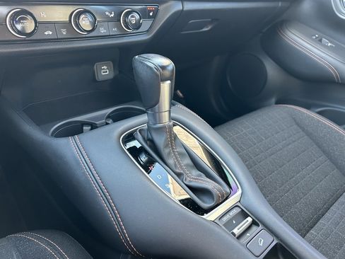 Used 2023 Honda HR-V Sport image 20