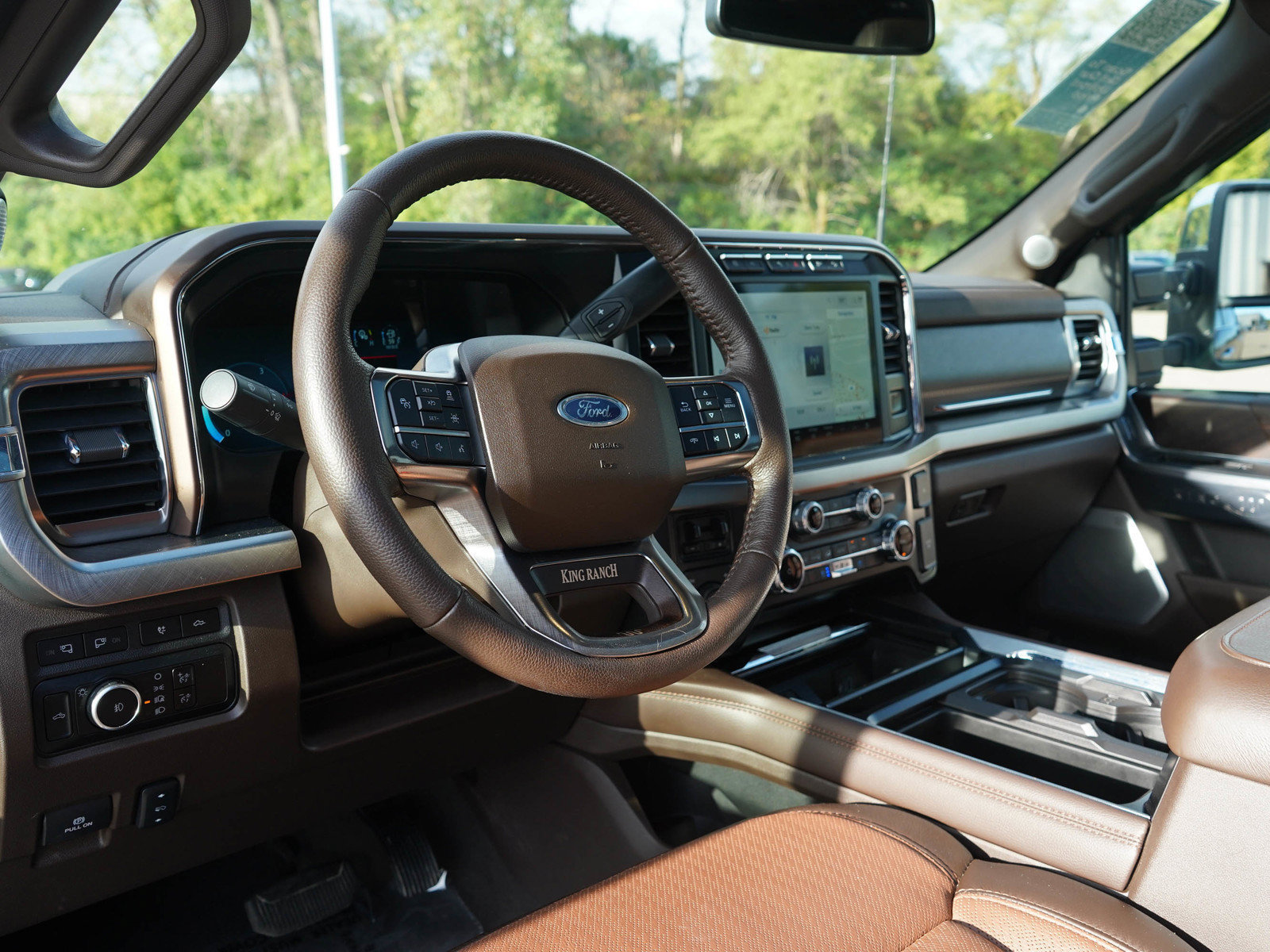 Used 2023 Ford F350 King Ranch AWD/4WD image 27