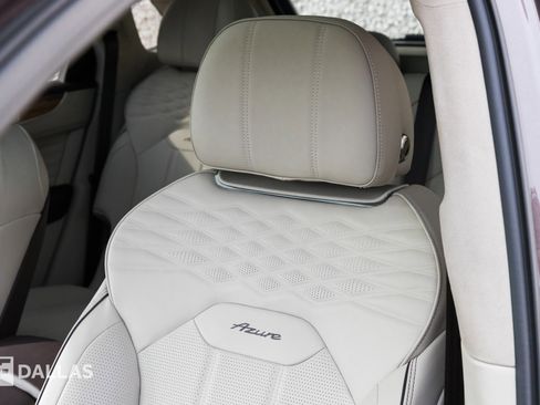 Used 2024 Bentley Bentayga Azure image 22