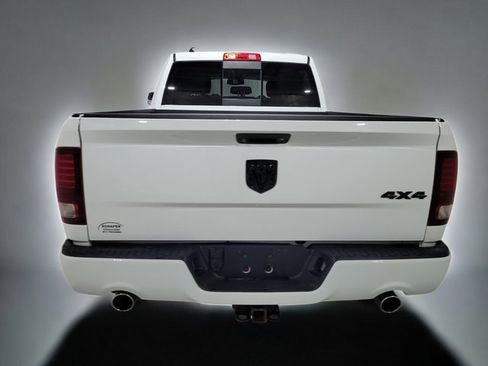 Used 2018 RAM 1500 Sport image 20