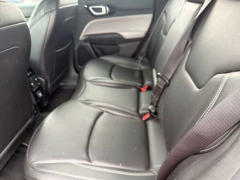 Used 2025 Jeep Compass Limited AWD/4WD image 23