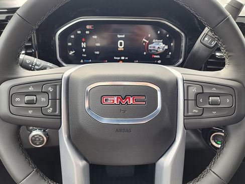 New 2026 GMC Sierra 1500 Elevation image 20