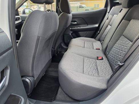 Used 2026 Nissan Kicks SV FWD image 19
