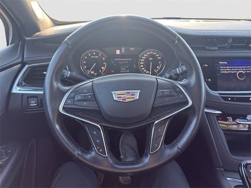 Used 2020 Cadillac XT5 Premium Luxury image 10