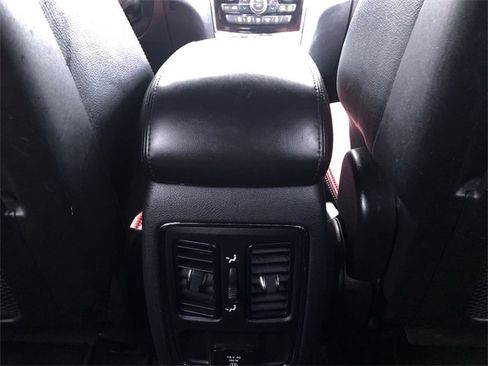 Used 2020 Jeep Grand Cherokee Altitude image 20