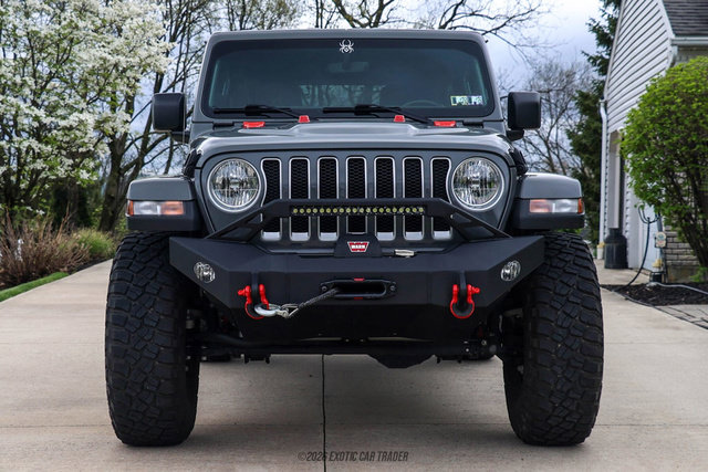 Used 2022 Jeep Wrangler Unlimited Sahara w/ Cold Weather Group AWD/4WD image 13