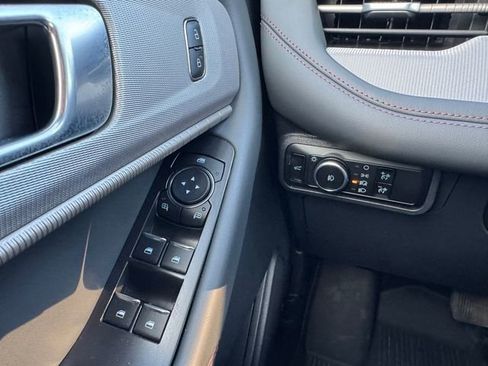New 2026 Ford Explorer Active w/ Active Comfort Package image 27