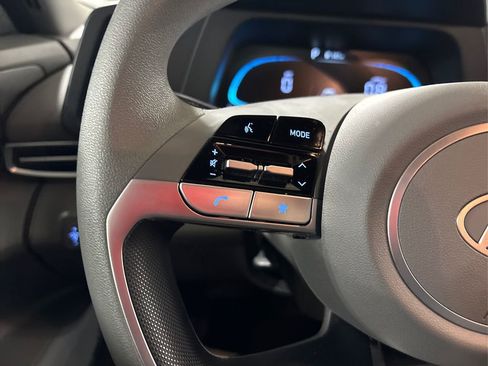 New 2025 Hyundai Elantra SE FWD image 26
