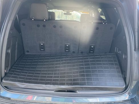 Used 2021 Chevrolet Tahoe RST w/ Luxury Package image 10