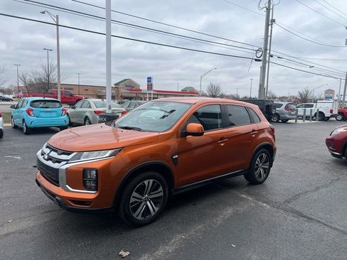 Used 2022 Mitsubishi Outlander Sport SE image 2