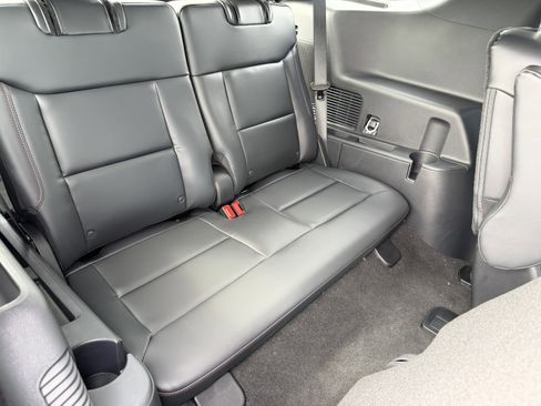 New 2026 Ford Explorer ST-Line AWD/4WD image 13