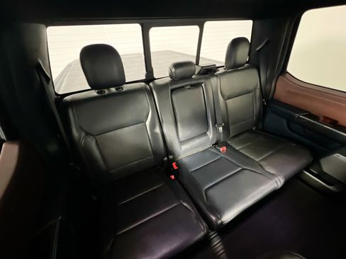 Used 2021 Ford F150 Lariat w/ Equipment Group 502A High image 33