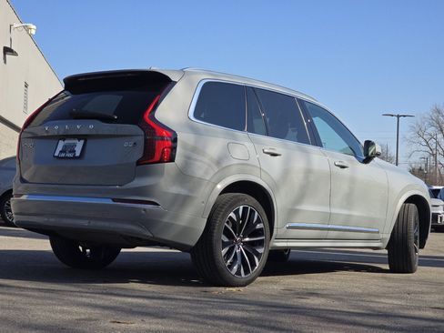 Used 2025 Volvo XC90 B5 Plus w/ Protection Package AWD/4WD image 15