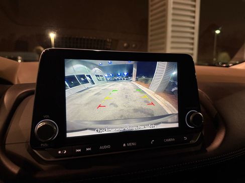 Used 2023 Nissan Rogue SV w/ SV Premium B Package image 22