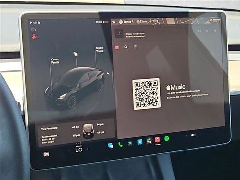 Used 2023 Tesla Model Y Long Range AWD/4WD image 20