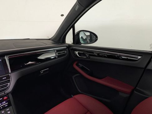 New 2026 Porsche Macan S AWD/4WD image 23