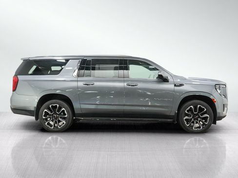 Used 2022 GMC Yukon XL SLE AWD/4WD image 6