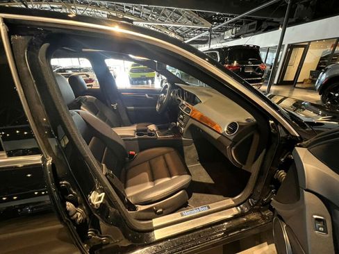 Used 2013 Mercedes-Benz C 300 LocalTrade/AWD/HtdSeats/SportP image 16