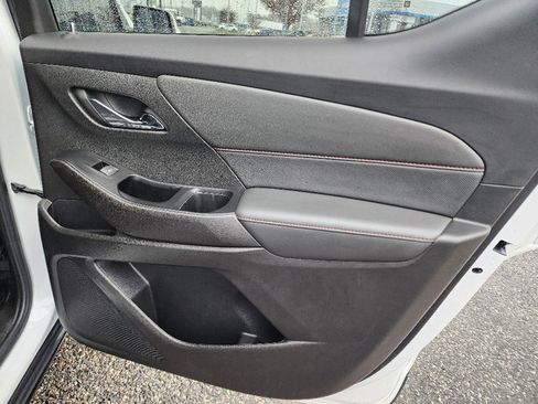 Certified 2023 Chevrolet Traverse RS image 31