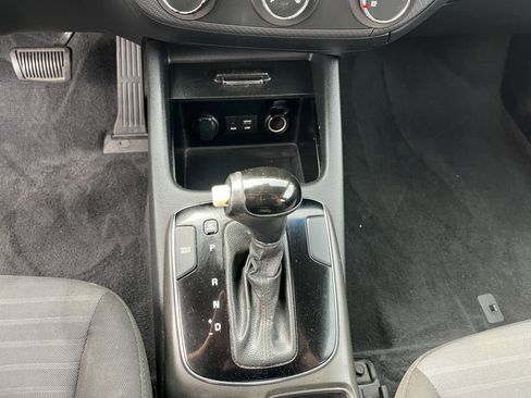 Used 2017 Kia Forte S w/ S Technology Package FWD image 16