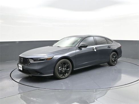 New 2025 Honda Accord SE image 27