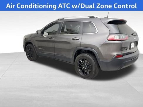 Used 2019 Jeep Cherokee Latitude Plus w/ Comfort/Convenience Group AWD/4WD image 4