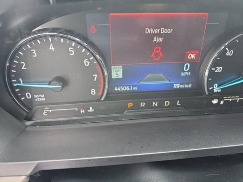 Used 2022 Ford Explorer Limited w/ Limited Technology Package image 7