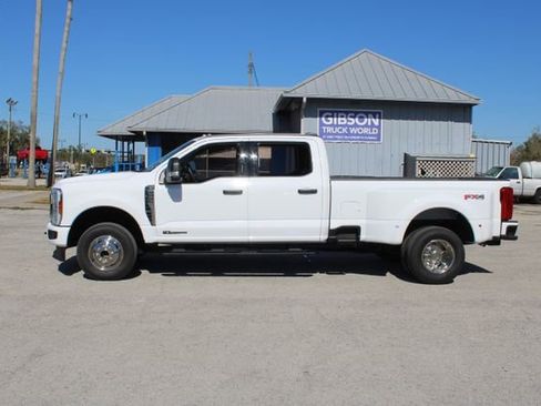 Used 2024 Ford F350 XLT w/ FX4 Off-Road Package image 6