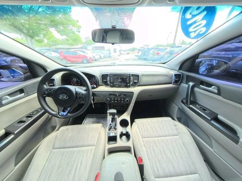 Used 2019 Kia Sportage LX FWD image 26