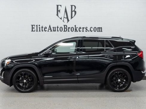 Used 2020 GMC Terrain SLT w/ Preferred Package image 2