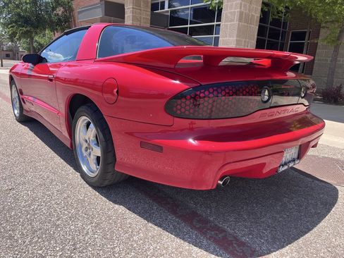 Used 2002 Pontiac Firebird Trans Am RWD image 3