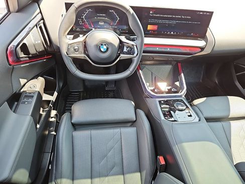Used 2025 BMW X3 xDrive30i w/ Convenience Package AWD/4WD image 12