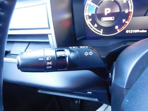 Used 2024 Mitsubishi Outlander SEL image 19