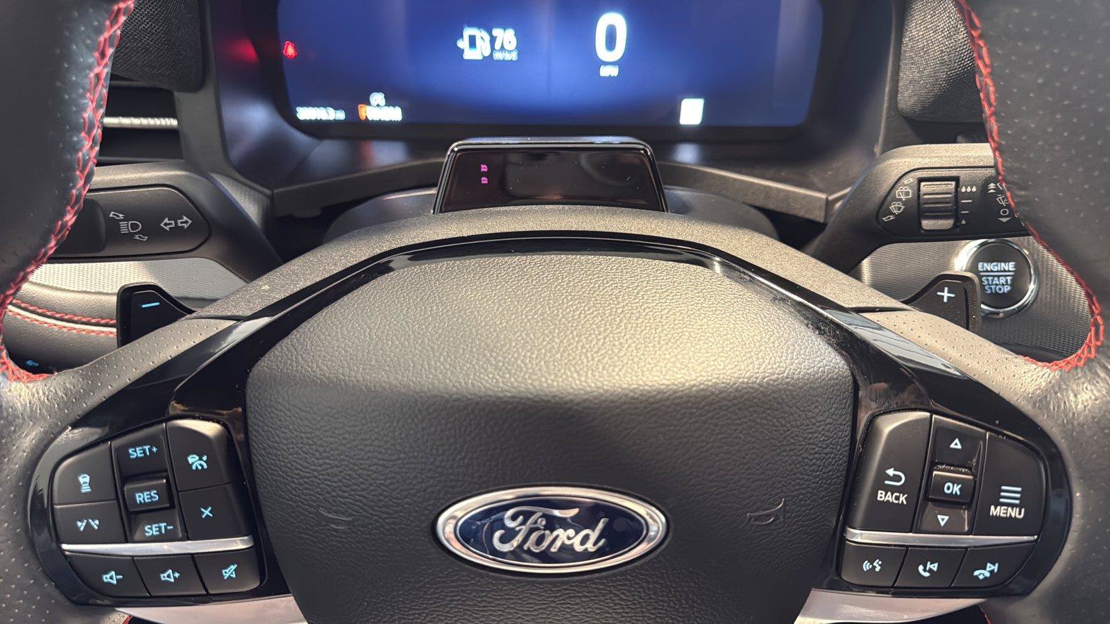 Used 2025 Ford Explorer ST AWD/4WD image 15