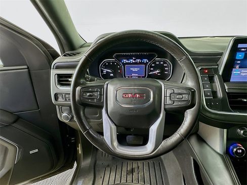 Used 2021 GMC Yukon SLT image 13