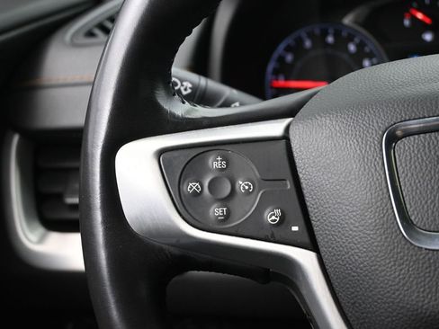 Used 2018 GMC Terrain SLT w/ Preferred Package image 13